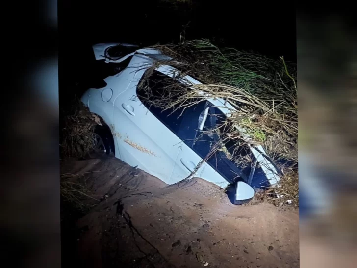 auto-en-valle-fertil-728x546