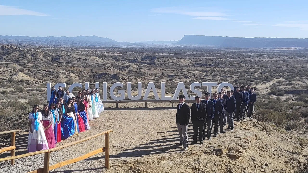 c9b87373-a70a-41be-8ace-d83d55cfa0e0