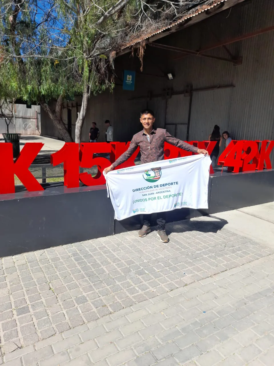 373cd8d6-4c5c-4cf3-b7f7-3d4852dbb06e