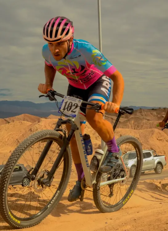 b9a68fc2-145c-457d-9f22-0acba4a96971