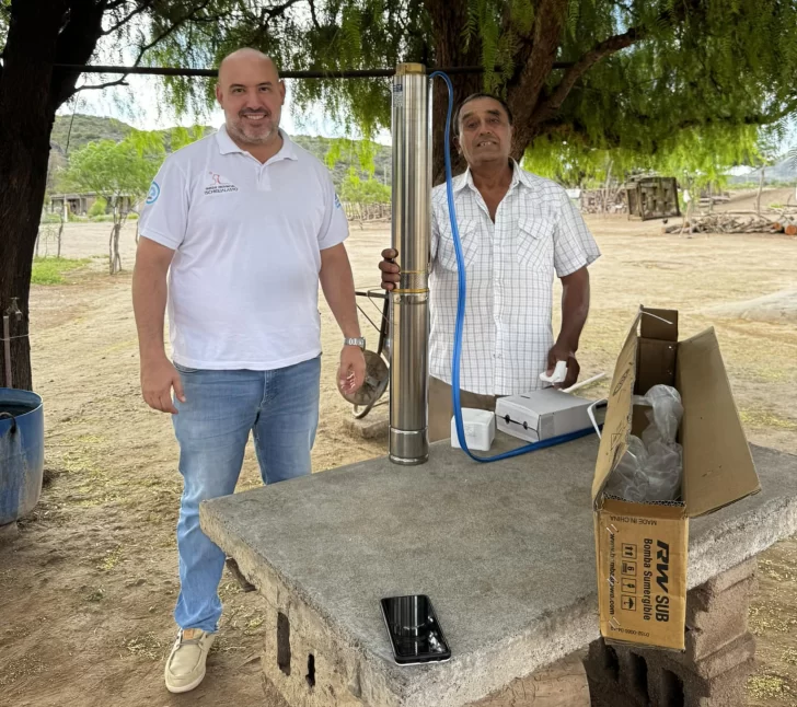 DCC060325-004F08-728x646