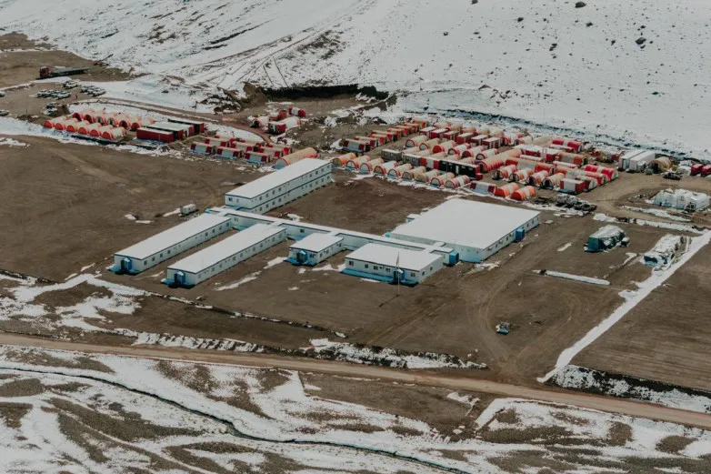 5b6502a94e124a74220b812d35db1770_L