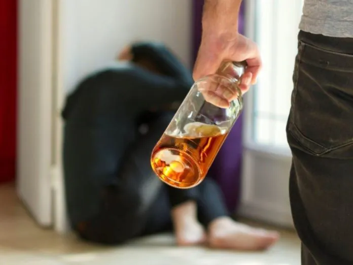 the-link-between-alcohol-drug-abuse-and-domestic-violence_x1x.jpg_1902800913-696x522