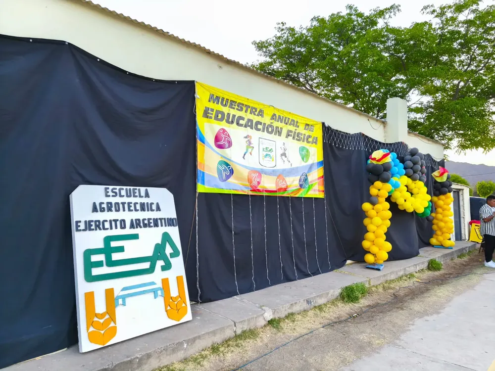 8ce870ae-197f-4775-b417-0174e0b47fc1