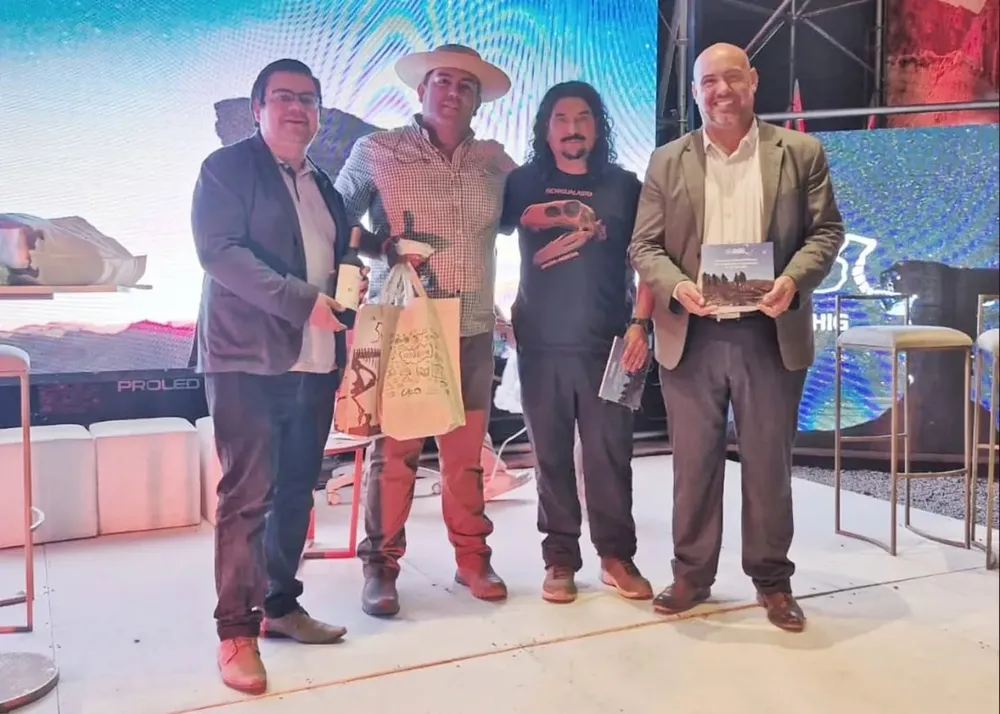 587965692_18560045311027201_6946152021458534240_n