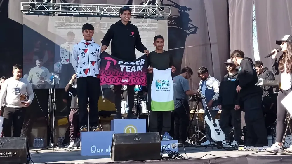 545280626_1208365347985086_3784345458825935948_n