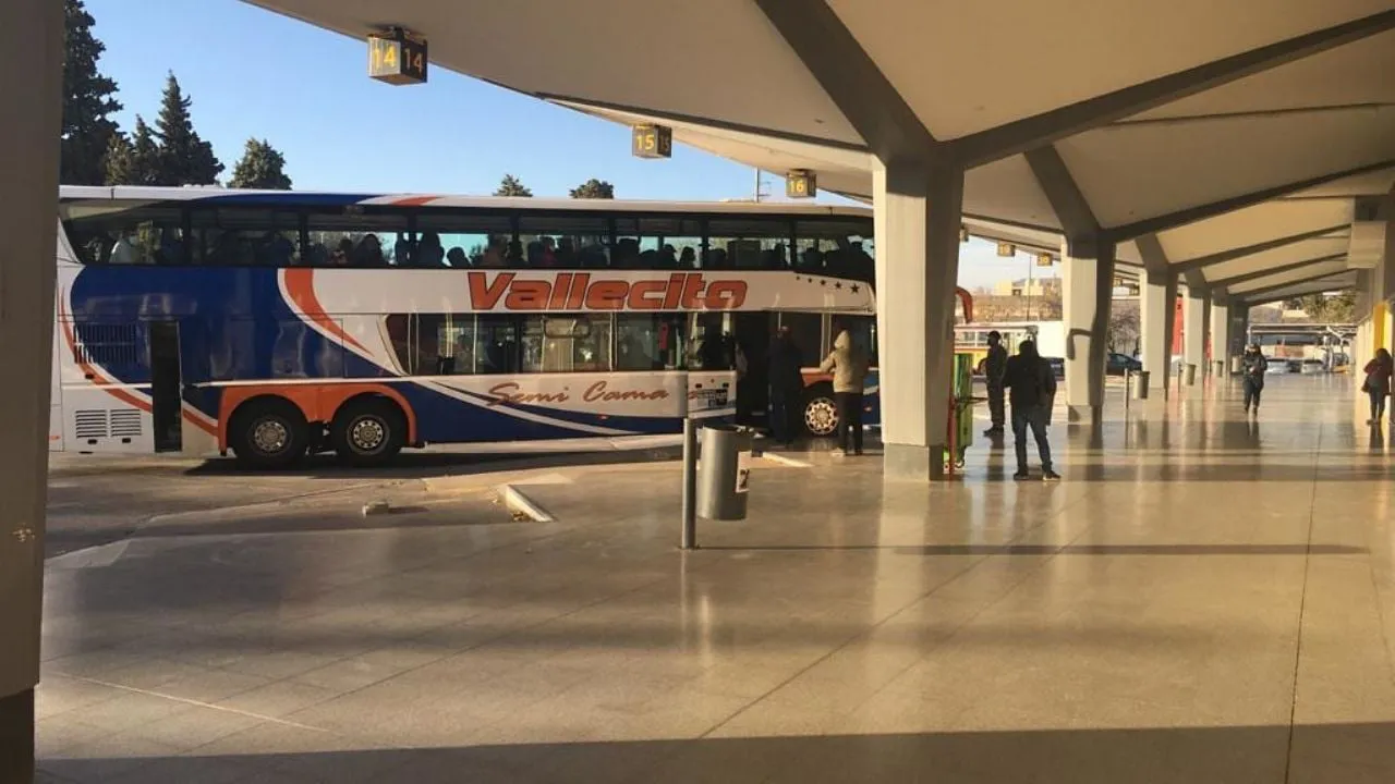 f1280x720-364533_496208_5050