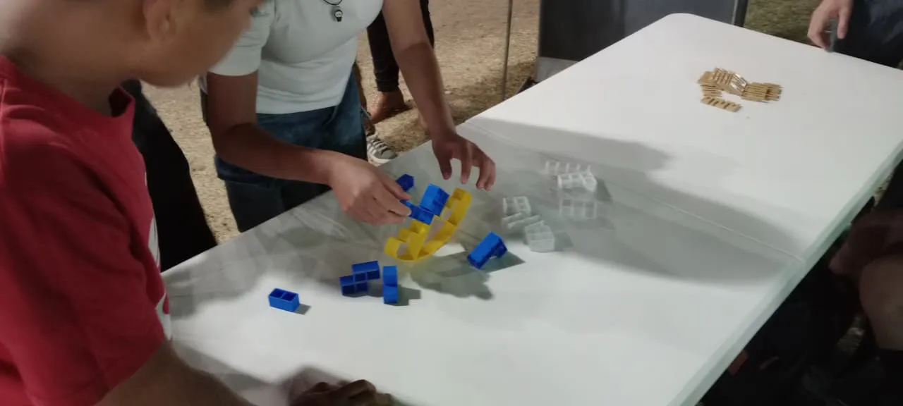 f0da21d9-8eda-4dd9-a46e-ad7a6376470b