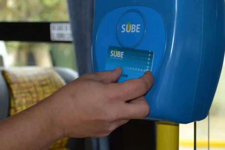 196a66258c937a03448ee015238ea6f4_L