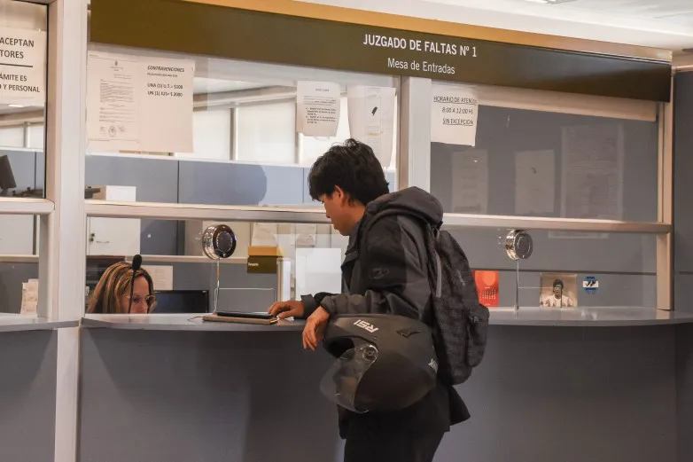 fe5e4a217e7fc9ba0fe107884a0f75a5_L