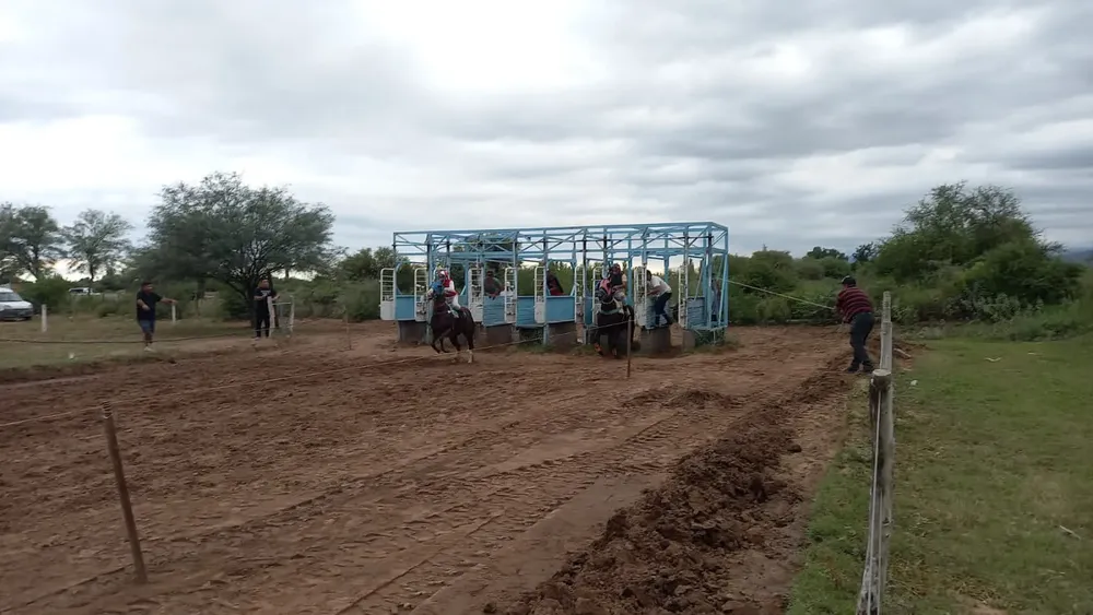 338014744_6073315509453782_2185049365936355351_n