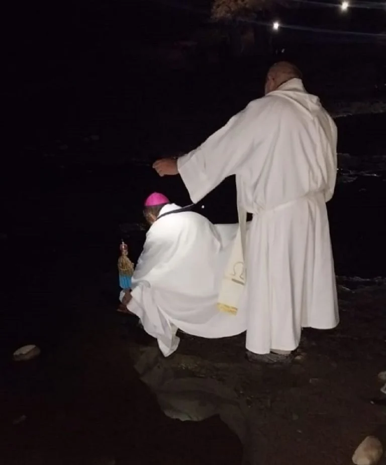 f768x1-322976_323103_5050