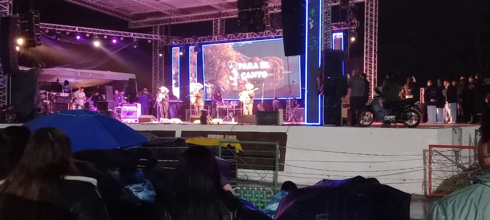 b2e8829e-f61b-494c-8dcf-0e1e324674d4