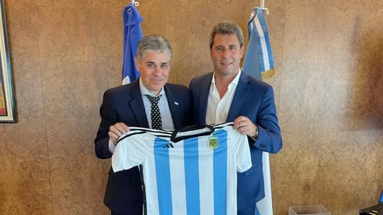 0b76f08afbfa761c829530afc21d5b42_L