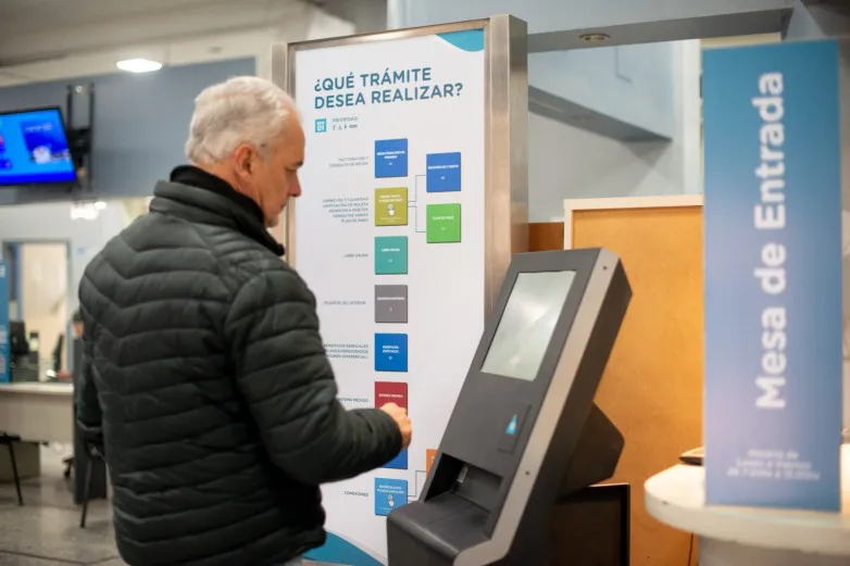 5edb1d44c79b8144b71cb3bd204df230_L