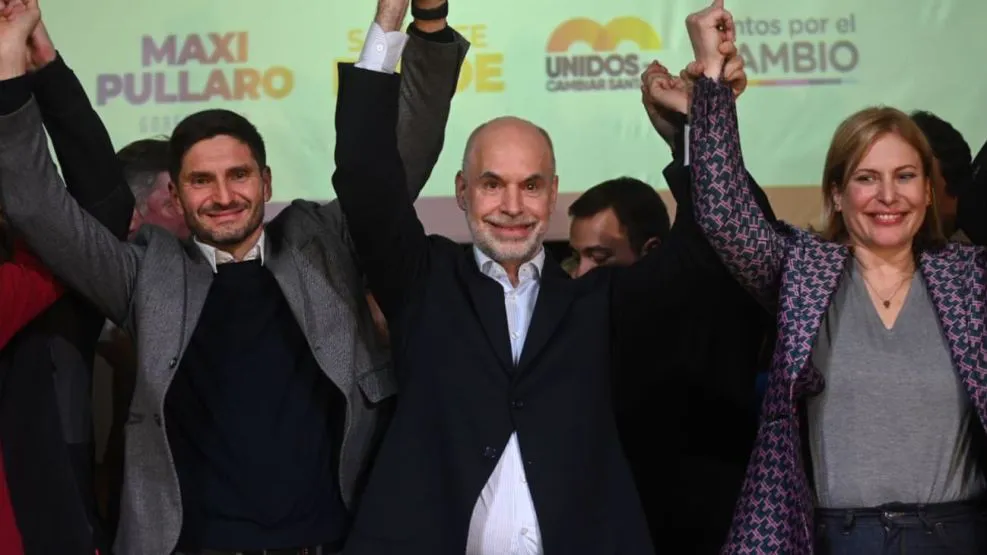 horacio-rodriguez-larreta-celebro-el-triunfo-de-maximiliano-pullaro-en-santa-fe-g20230716-1611369