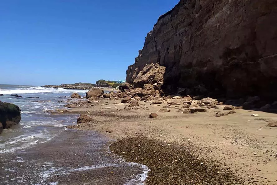 derrumbe-acantilado-foto-uga-