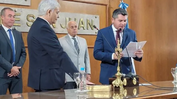 f608x342-391531_421254_5050