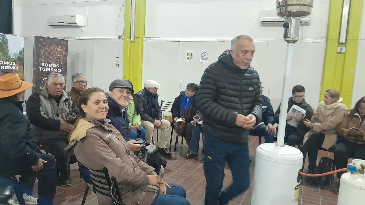 fcb60075-0dd9-4c47-b7ad-900a3b5a1863