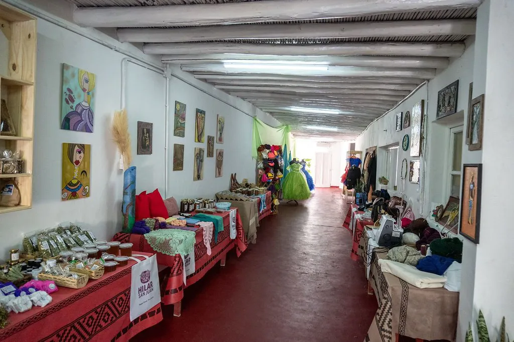 52070906385_5b6a28242e_b