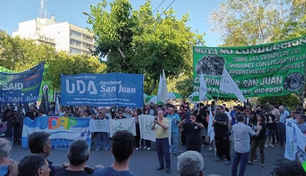 md - 2025-12-18T220919.741