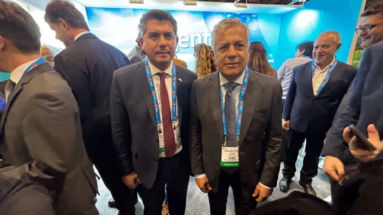 7a626f897e57691bad40d261b3dee11a_L