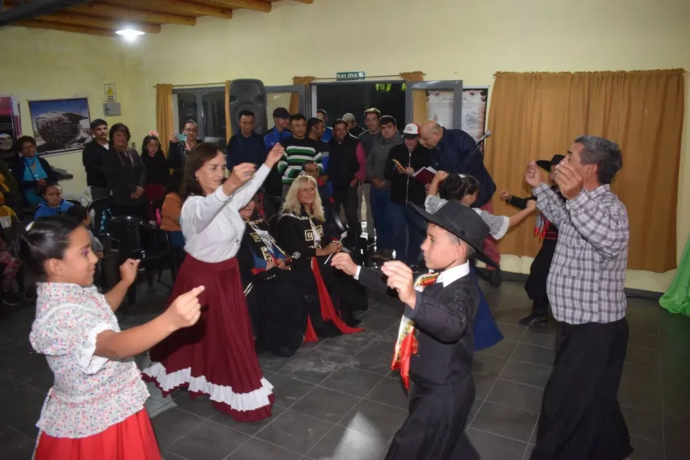 484553525_1067000598788229_1563551370289524585_n