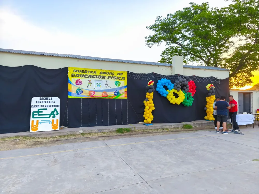 6a87da4e-6a30-4290-bb05-99187cba3343