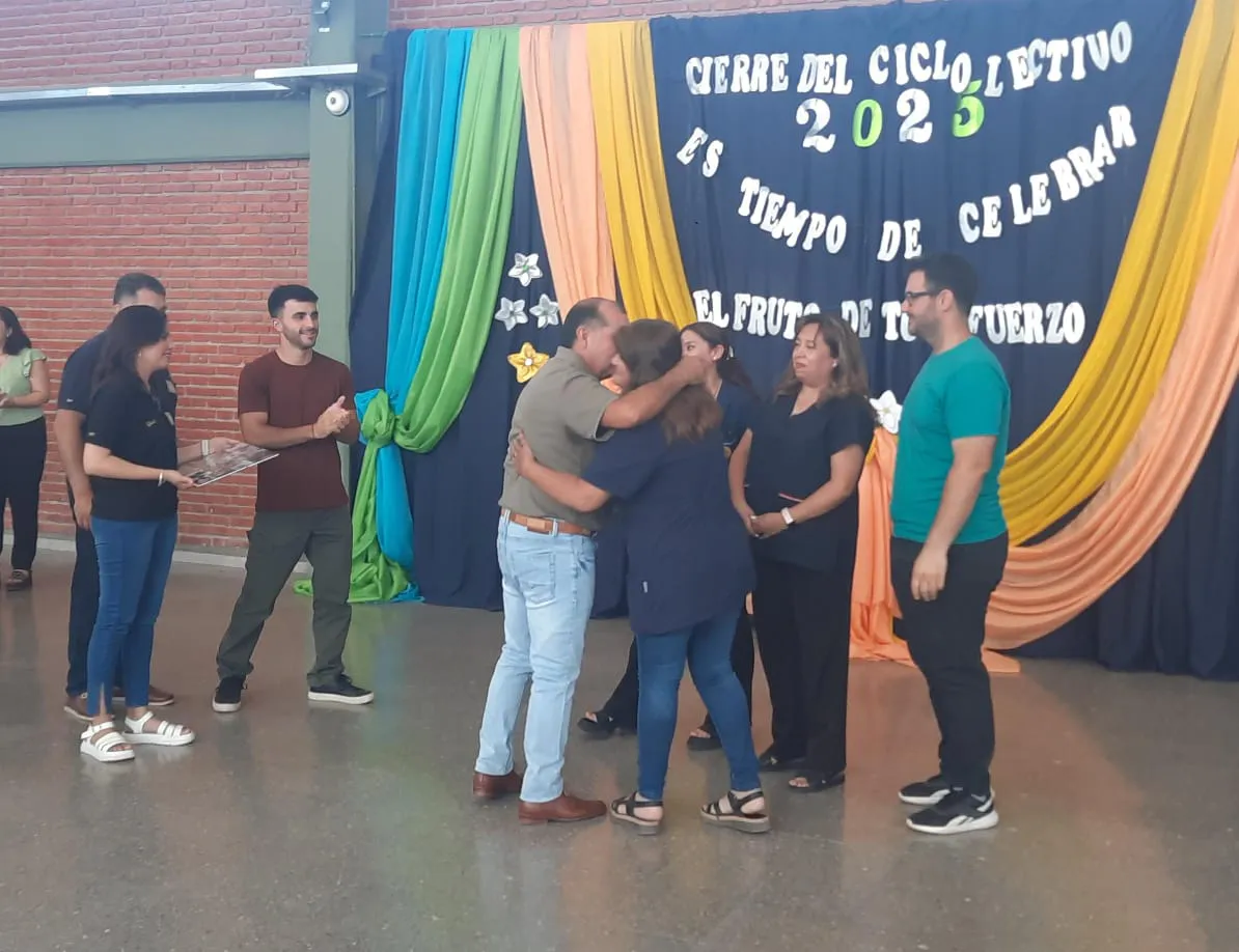 989ff426-7caa-4f28-a124-fea303a03e70