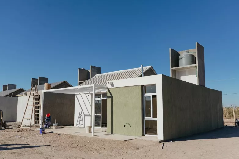 215d0ee33acfa77eb0c87cc061d9adfe_L