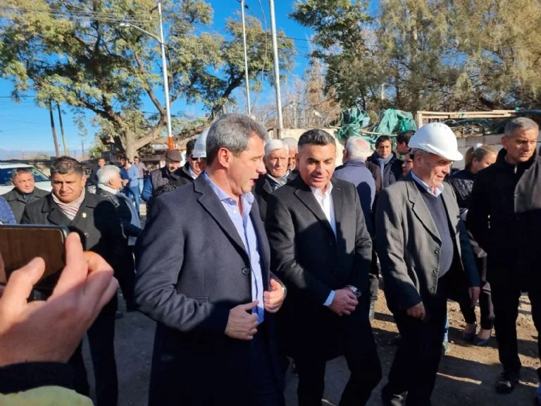 f768x1-347153_347280_5050