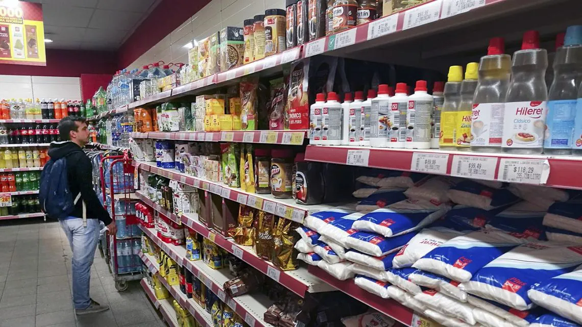 gondola-de-supermercado-20210203-1123176