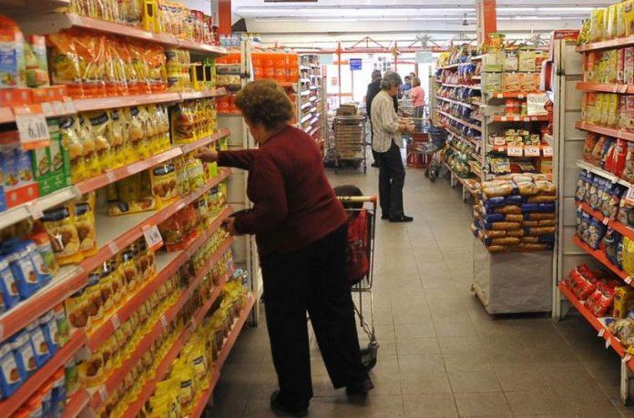 supermercado-gondolas-759x500-1-696x459