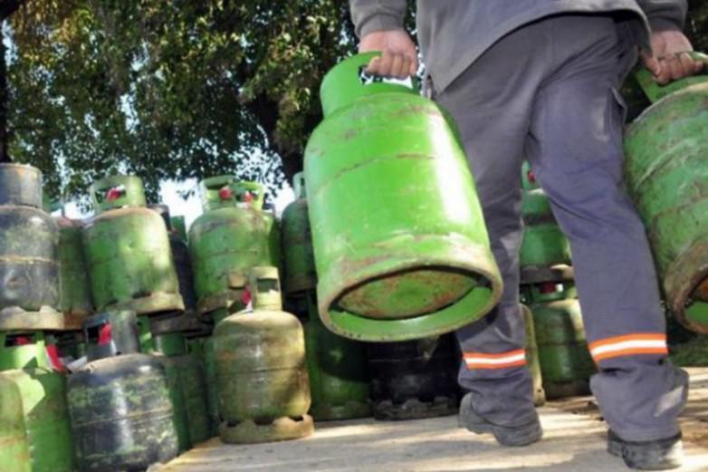 855621eebcdaaf96781d91d2ca240ca9_L