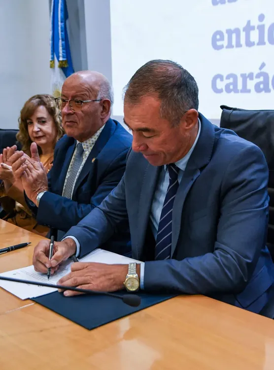 492069876_10235151079907393_2665843310866324817_n