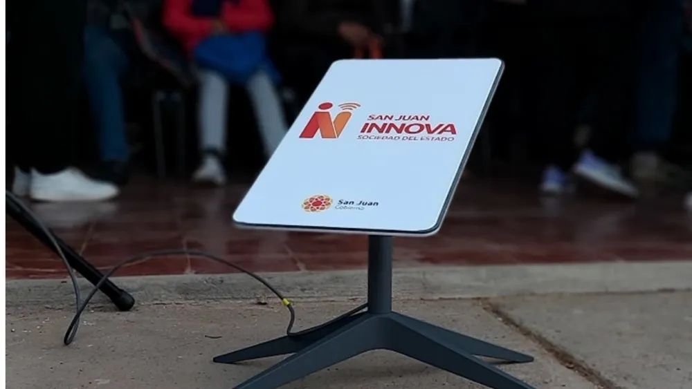 f11e4ce8fc119c83dd71604d6eb79a25_XL