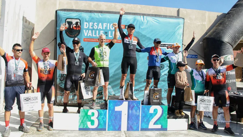 53999225543_b83782bdf7_b