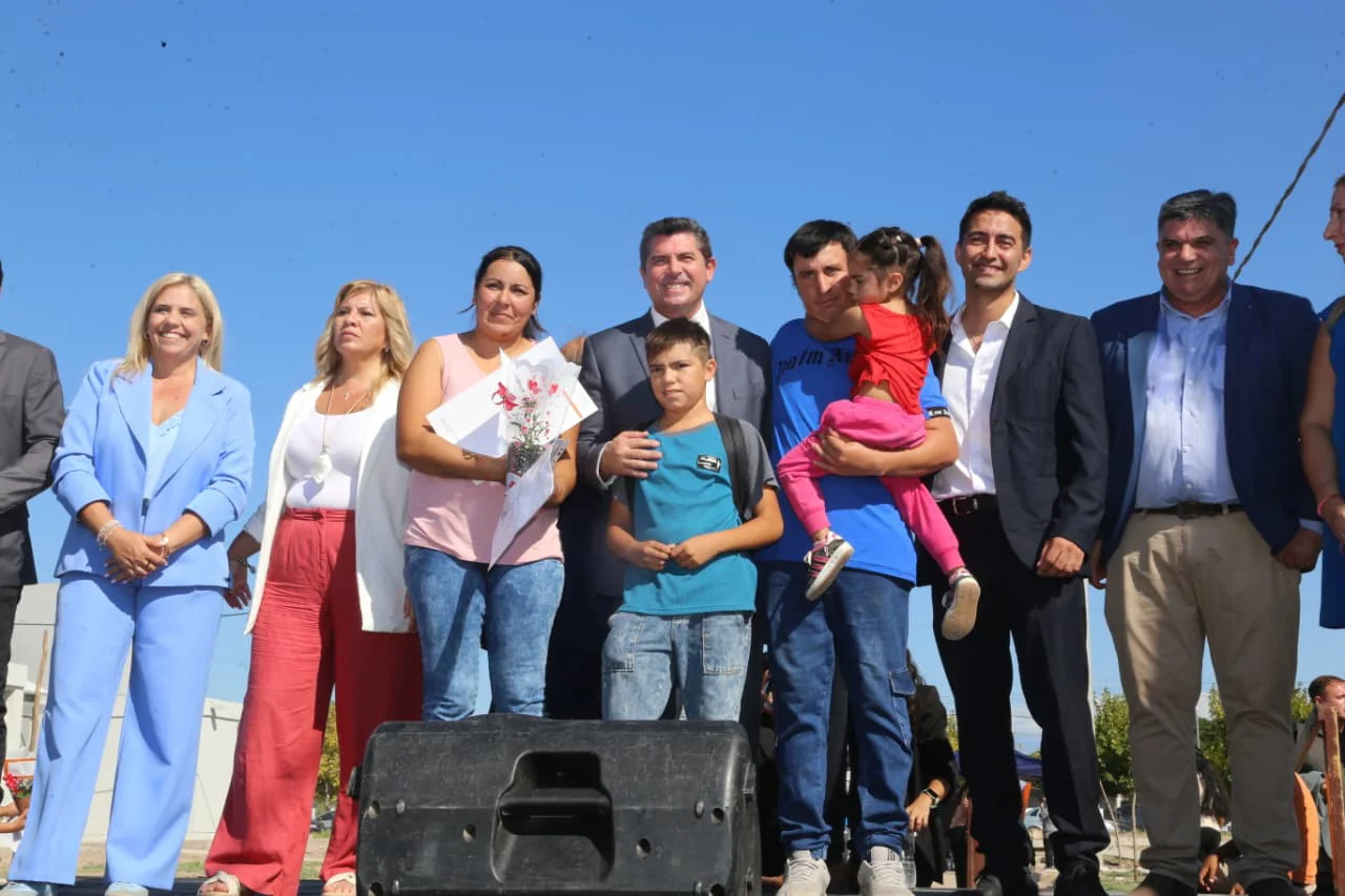 70cc84ac-fb71-4d8f-a53a-cad50486f139