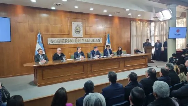 f608x342-379460_409183_5050