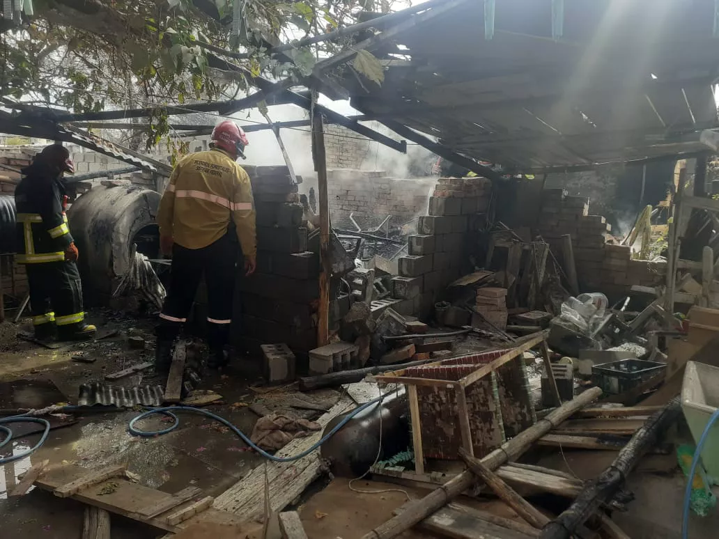 Incendio-en-Caucete-3