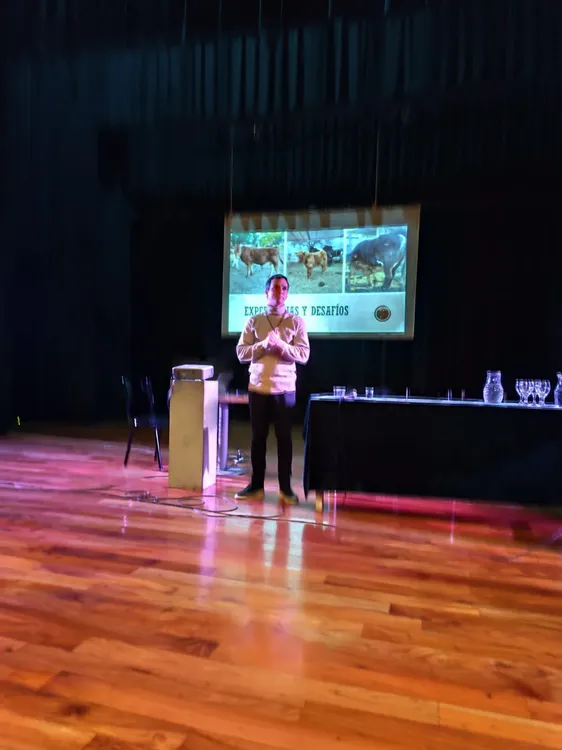 8aae8b23-f801-45e4-bb0c-1719b6af4688