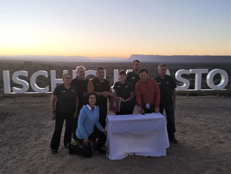 8b21d8d6fbe27c0eacc7fbc6384c1093_L