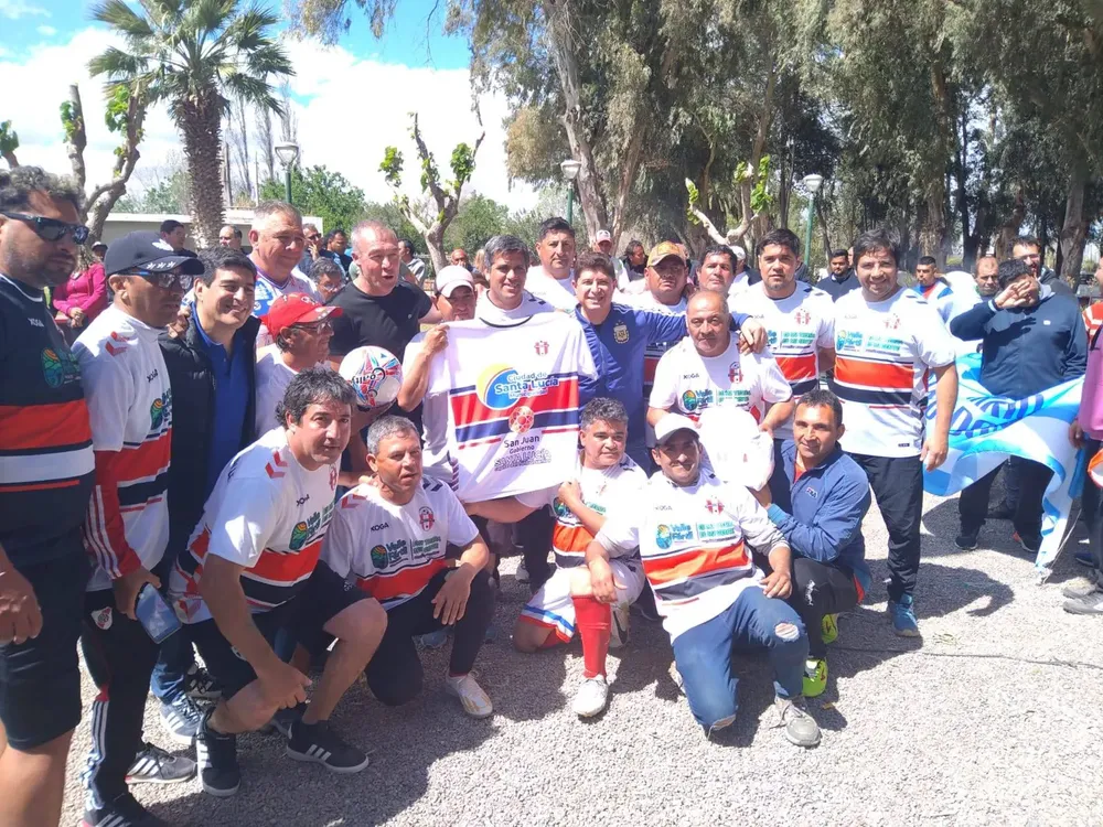 550872562_4124873494453013_240570100612261877_n