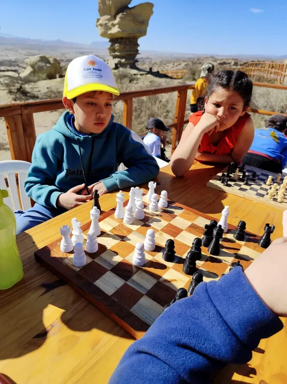 214eea64-60dd-478e-ba3b-a2b4011b7b2e