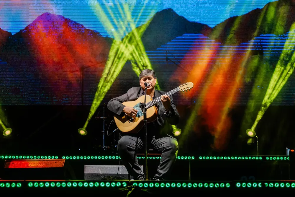 8db08c23-7f78-42e8-b3cd-47bcba42c4d9