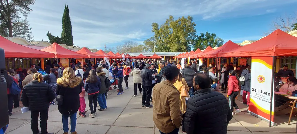 53830948054_557b3793a8_b