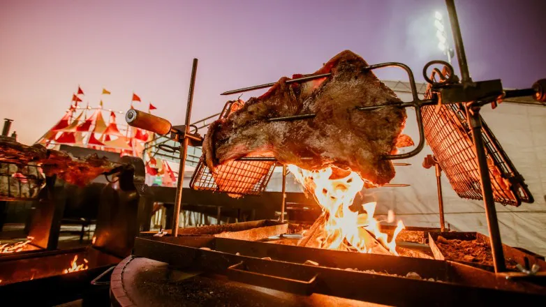 0eb0a5c08a9e15107557473704fb0904_L