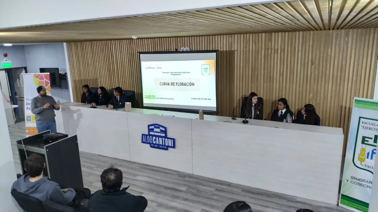 51999cd9-7583-47ee-8c2b-0c73742f4d42