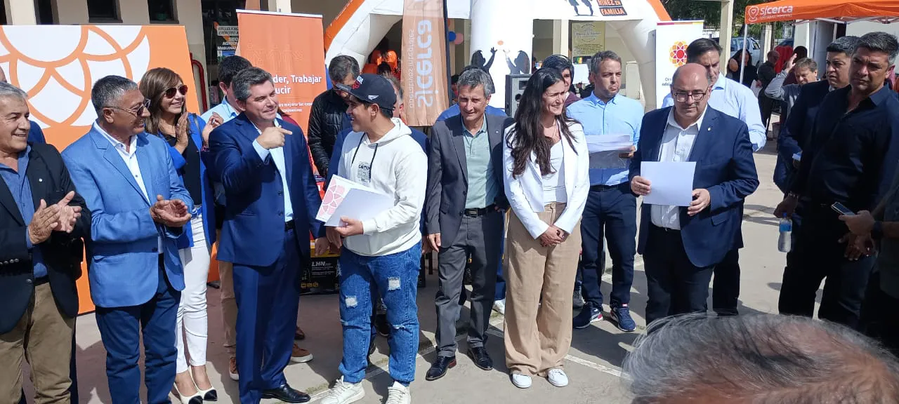 541d3f8e-a68d-4480-9c18-5f8f7ee006da