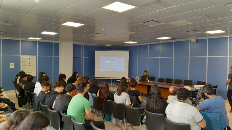 b828331c7587affcbf994ca83a402a06_L